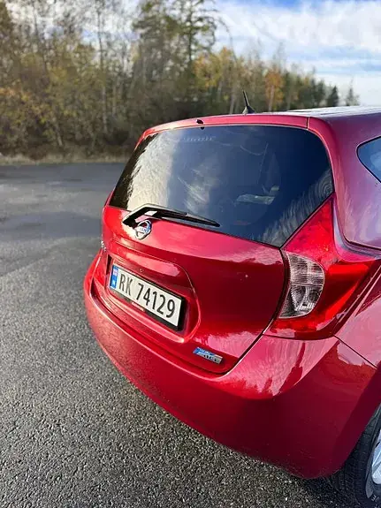 Nissan Note 2014 photo 5