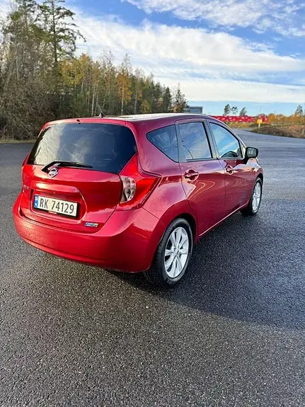 Nissan Note 2014 photo 4