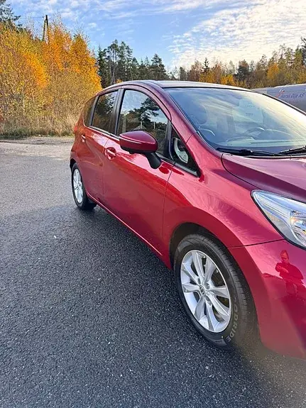 Nissan Note 2014 photo 3