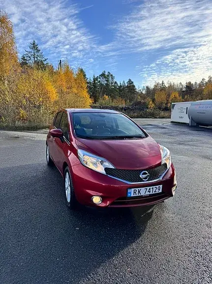 Nissan Note 2014 photo 2