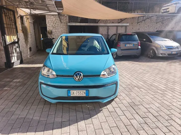 Volkswagen Up 2022 photo 4