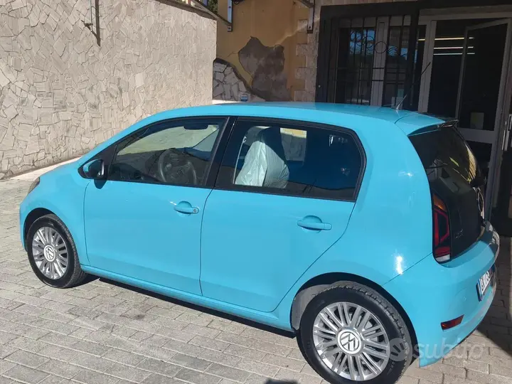 Volkswagen Up 2022 photo 3