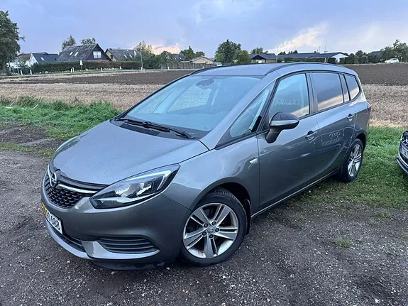 Opel Zafira 2017 photo 2