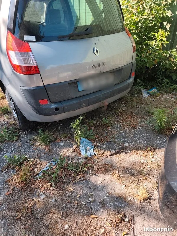 Renault Scenic 2004 photo 2