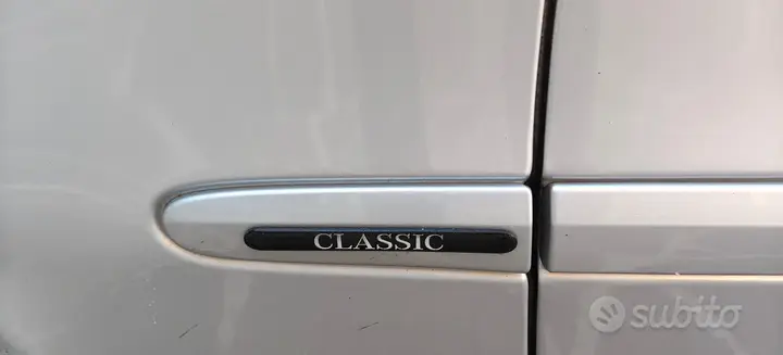 Mercedes-Benz E 200 2004 photo 3