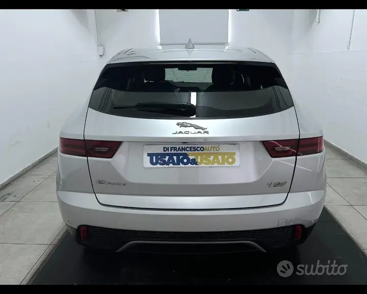 Jaguar E-Pace 2019 photo 3