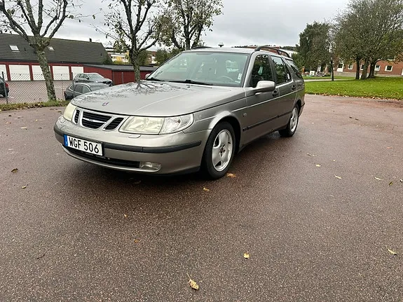 Saab 9-5 2005 photo 2