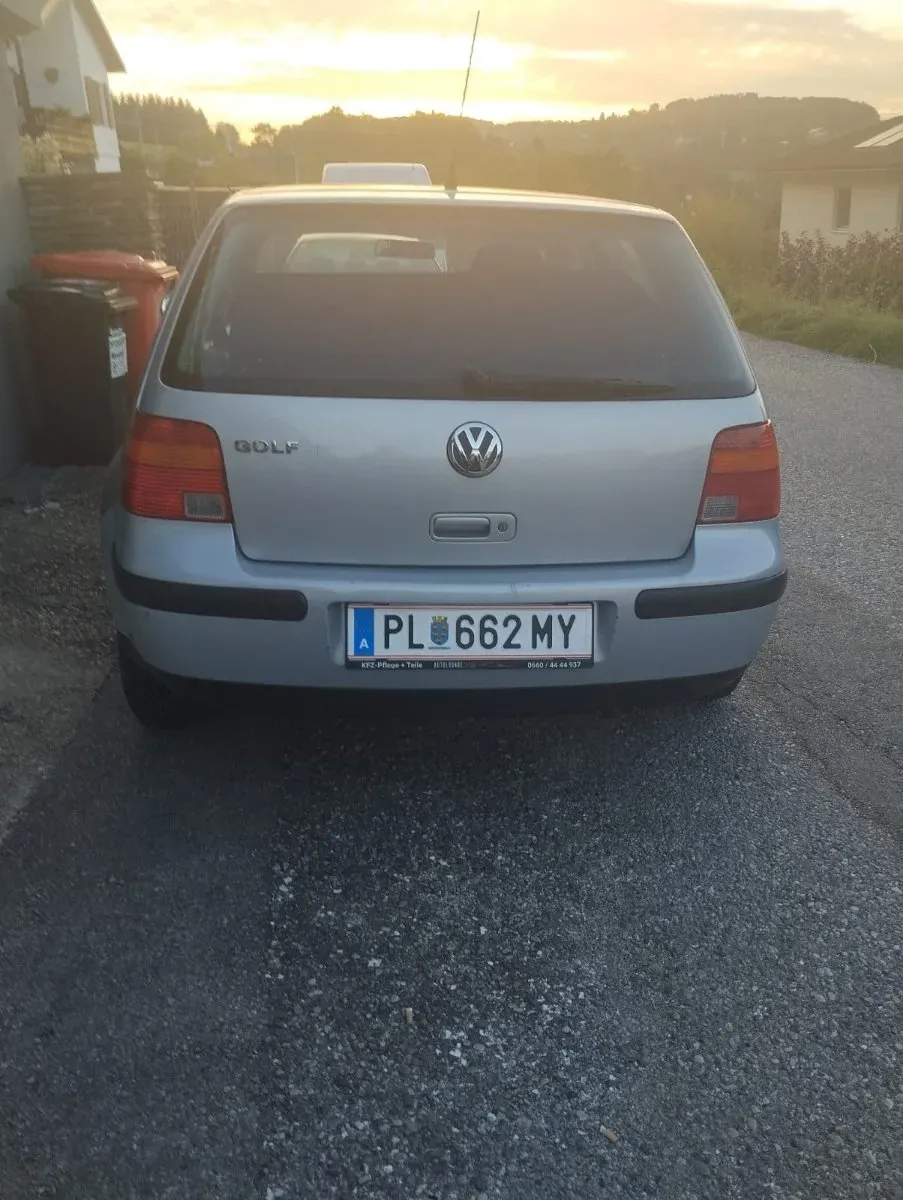 Volkswagen Golf 2003 photo 3