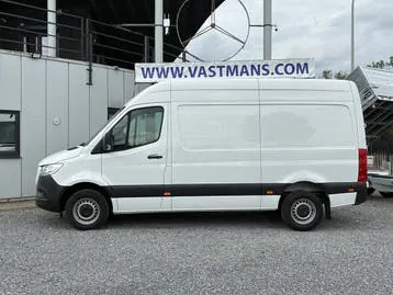Mercedes-Benz Sprinter Combi 2024 photo 3