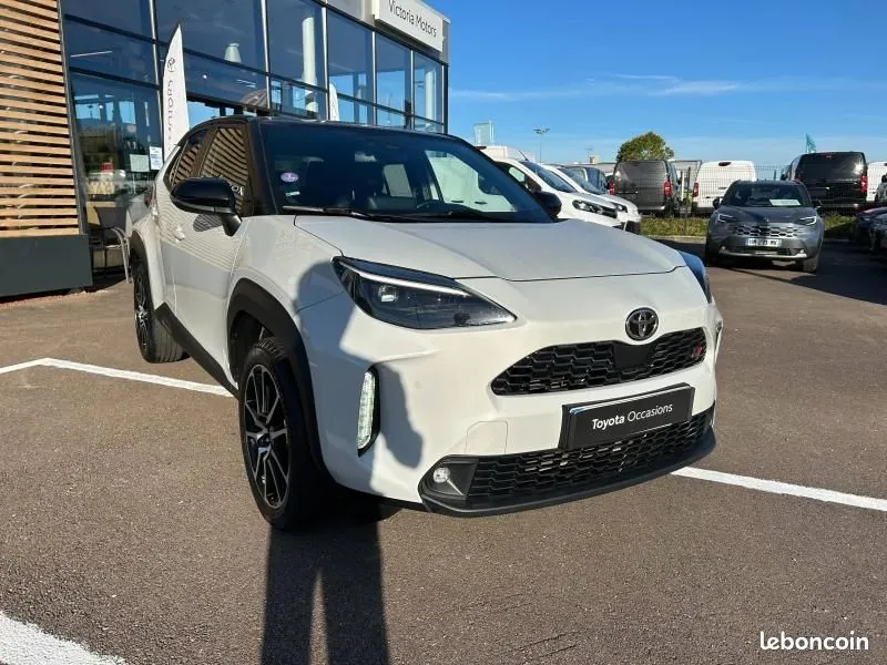 Toyota Yaris Cross 2022 photo 3