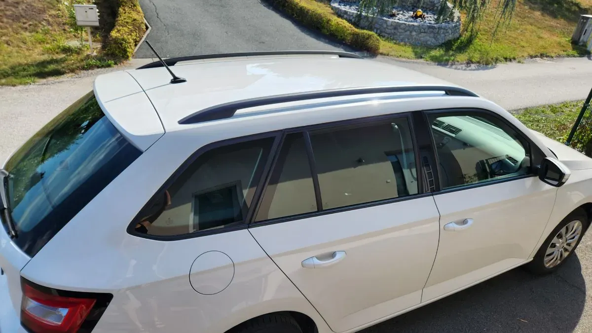 Skoda Fabia 2021 photo 2