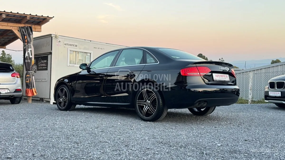 Audi A4 2011 photo 3