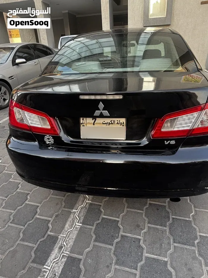 Mitsubishi Galant 2010 photo 3
