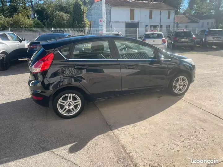 Ford Fiesta 2015 photo 3
