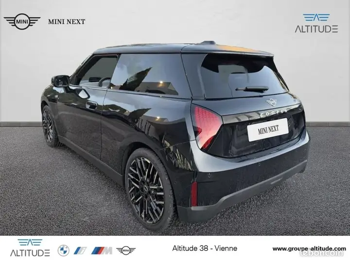 Mini Cooper 2025 photo 2