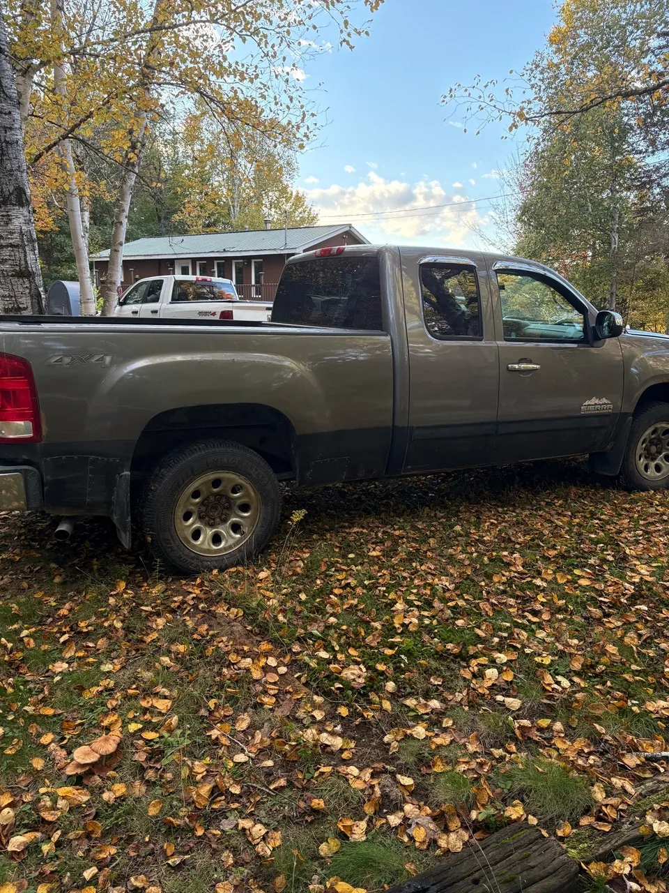 GMC Sierra 1500 2013 photo 2
