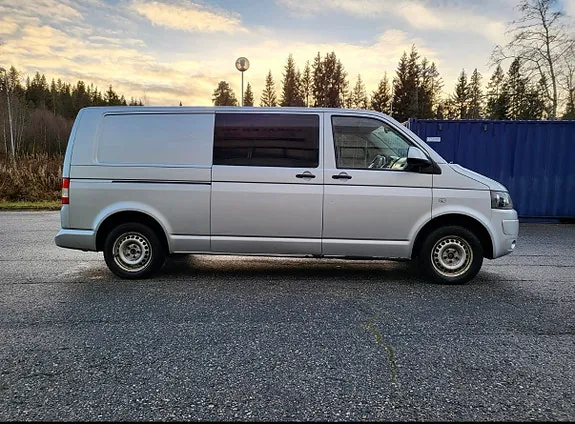 Volkswagen Transporter 2011 photo 2
