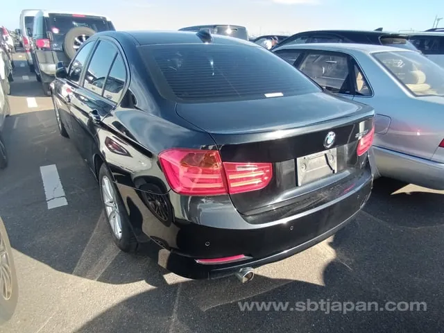 BMW 3 Series 2014 photo 3