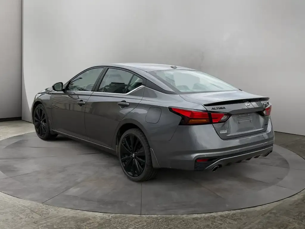 Nissan Altima 2022 photo 3