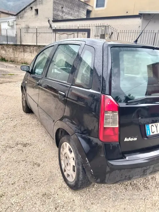 Fiat Idea 2005 photo 2