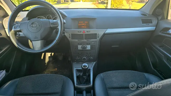 Opel Astra 2007 photo 3