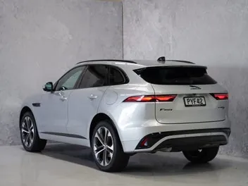 Jaguar F-Pace 2023 photo 3