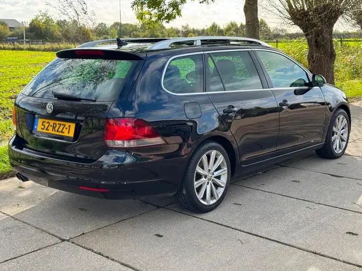Volkswagen Golf Variant 2011 photo 3