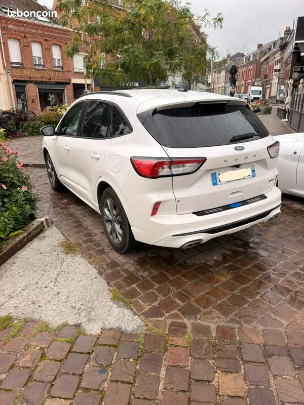 Ford Kuga 2023 photo 3