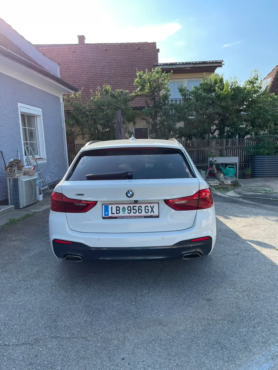 BMW 5 Series 2017 photo 3