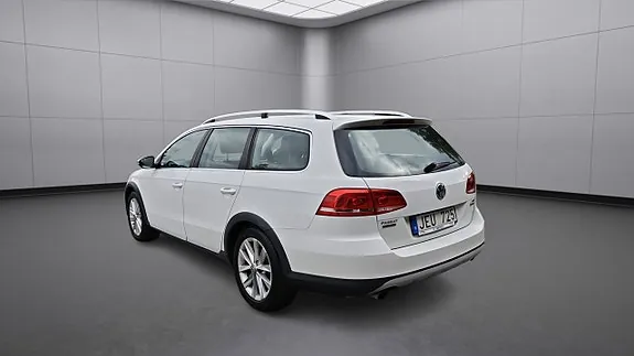 Volkswagen Passat Alltrack 2013 photo 5