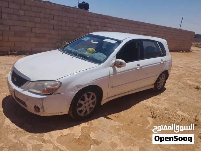 Kia Spectra 2005 photo 3