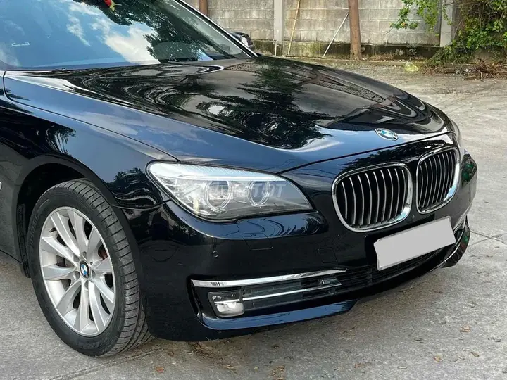 BMW 7 Series 2014 photo 4
