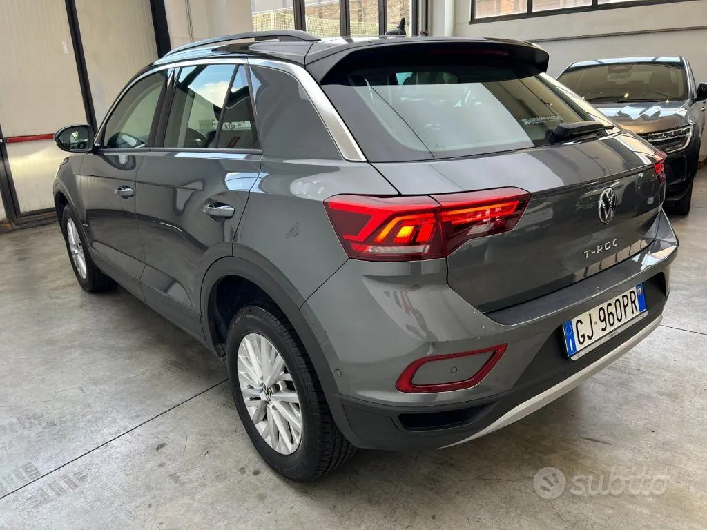 Volkswagen T-Roc 2022 photo 3