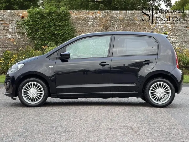 Volkswagen Up 2014 photo 5
