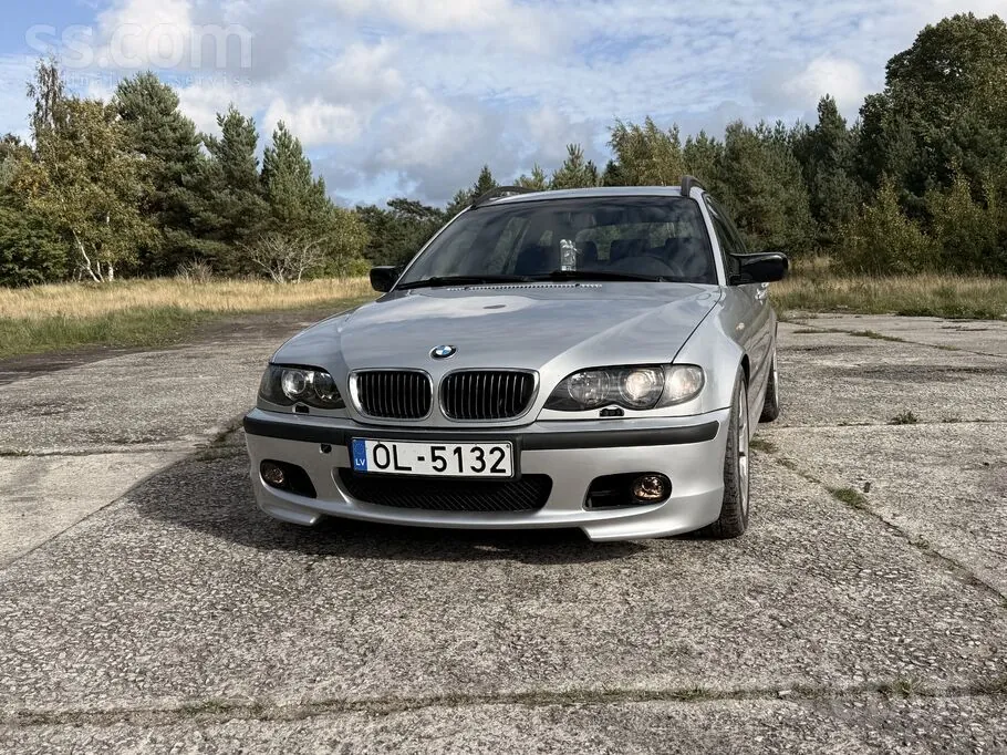 BMW 330 2002 photo 2