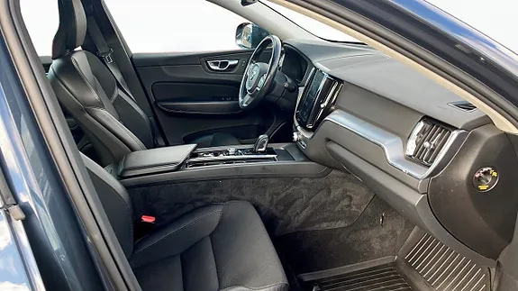 Volvo Xc60 2020 photo 3