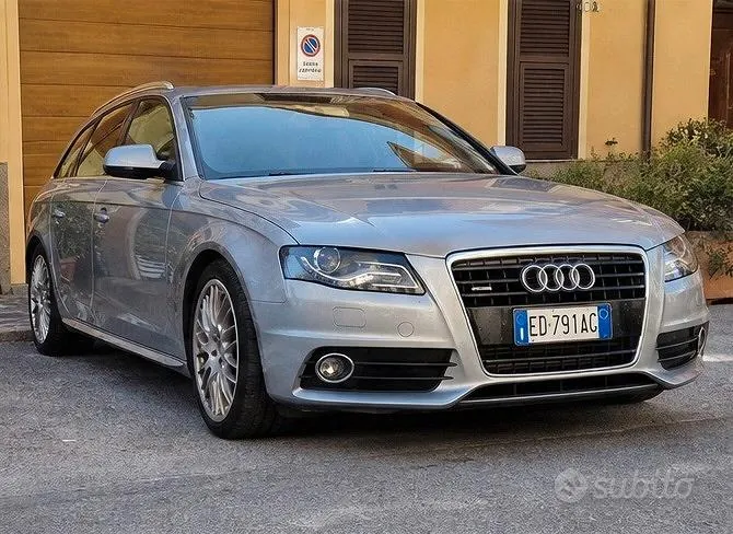 Audi A4 Avant 2010 photo 2