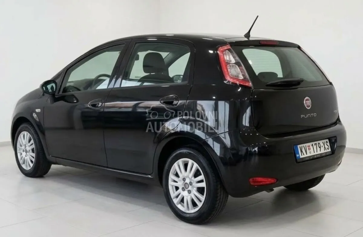 Fiat Grande Punto 2014 photo 3