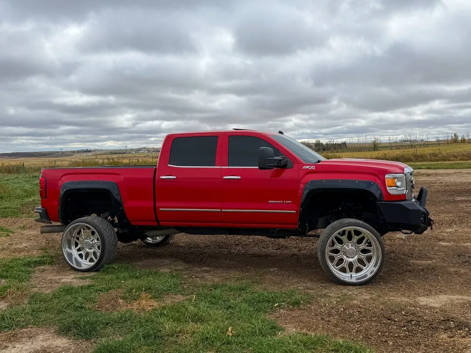 GMC C/K 2500 2015 photo 2