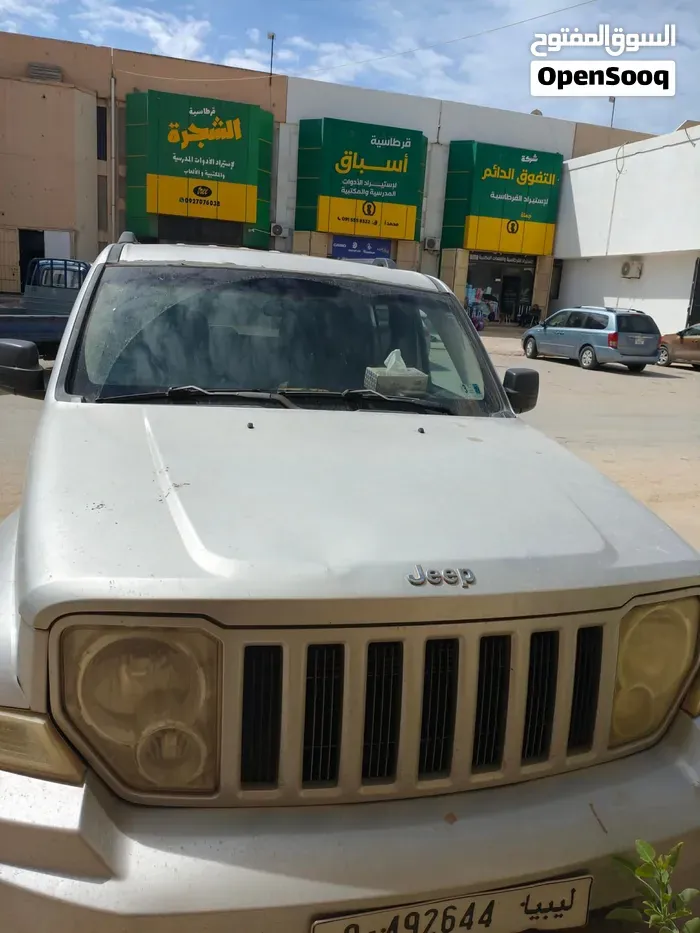 Jeep Liberty 2012 photo 5
