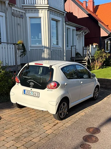 Toyota Aygo 2010 photo 3