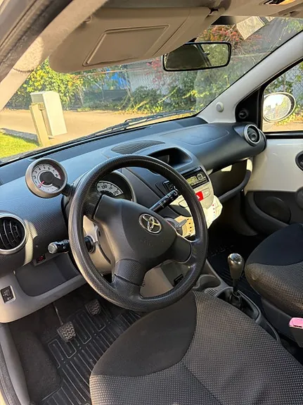 Toyota Aygo 2010 photo 5