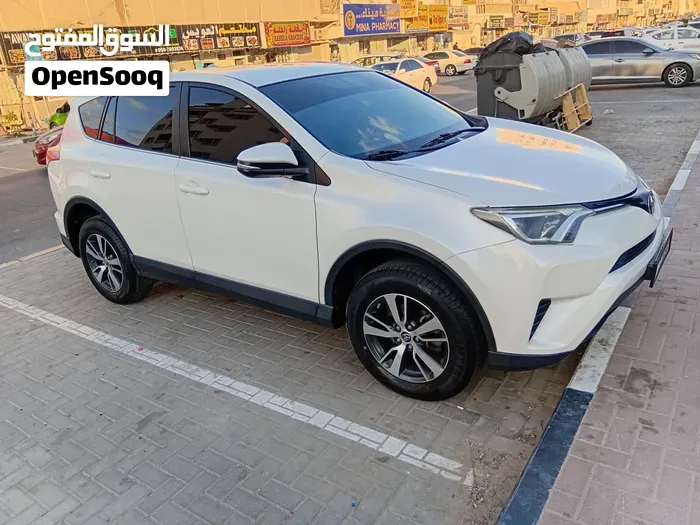 Toyota Rav 4 2018 photo 2