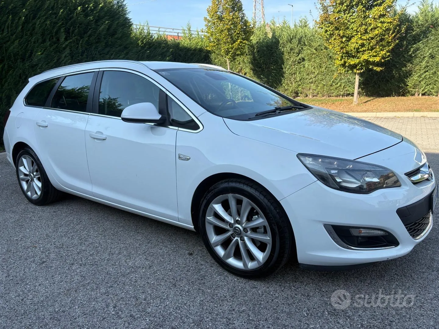 Opel Astra 2015 photo 4