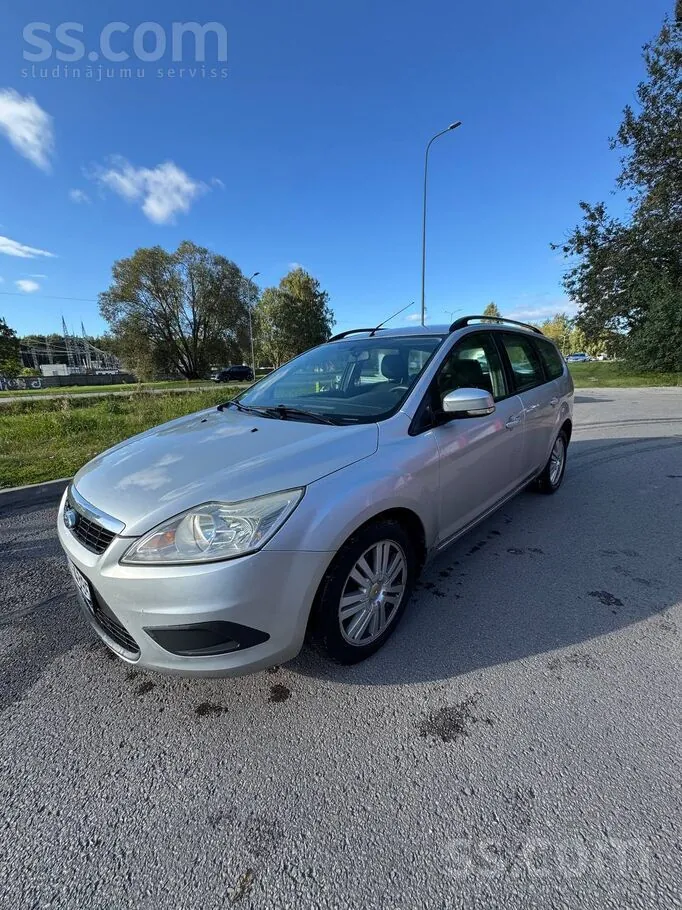 Ford Focus 2008 photo 2
