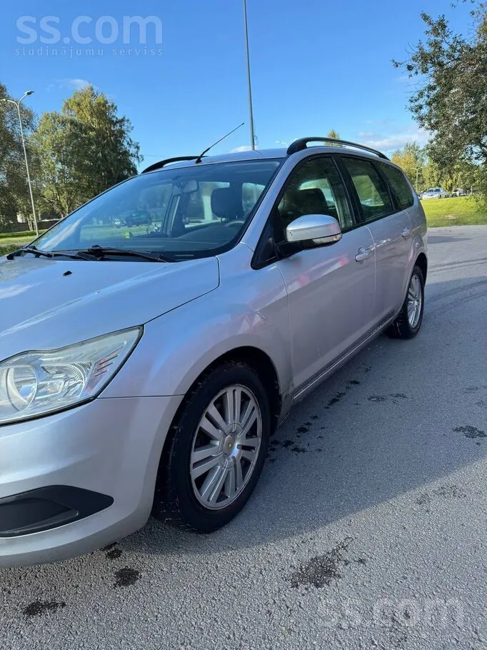 Ford Focus 2008 photo 3