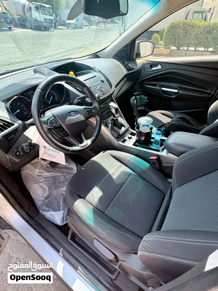 Ford Escape 2018 photo 4