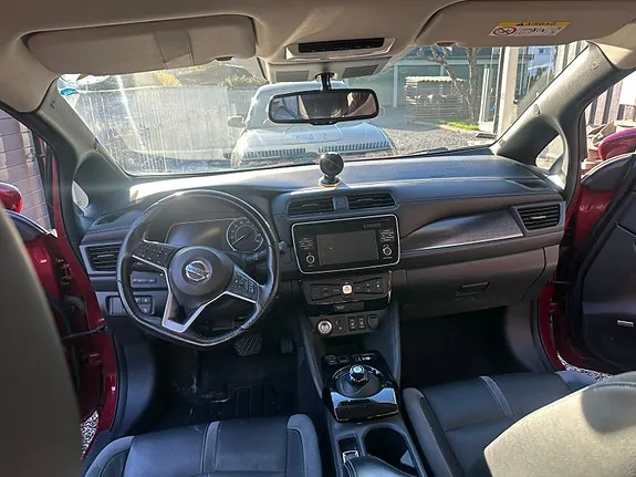 Nissan Leaf 2018 photo 4