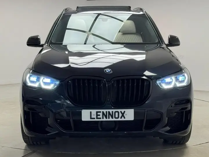 BMW X5 2023 photo 2