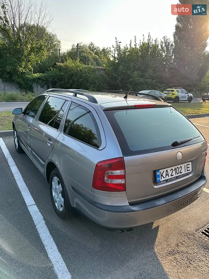Skoda Octavia 2006 photo 3
